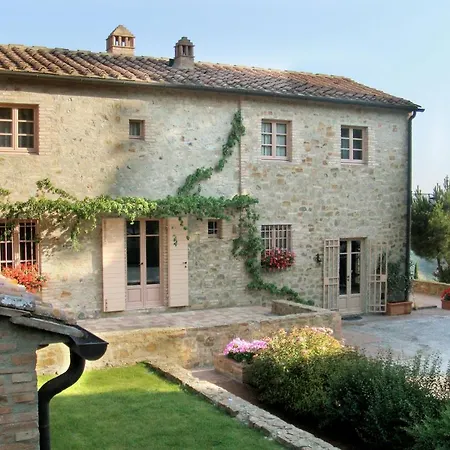 Alojamento de Acomodação e Pequeno-almoço Il Defizio 4*